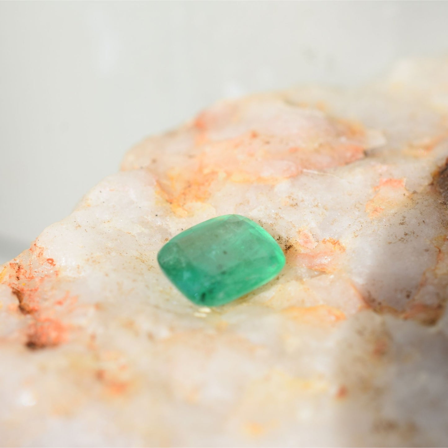๐ Emerald โ Love & Renewal