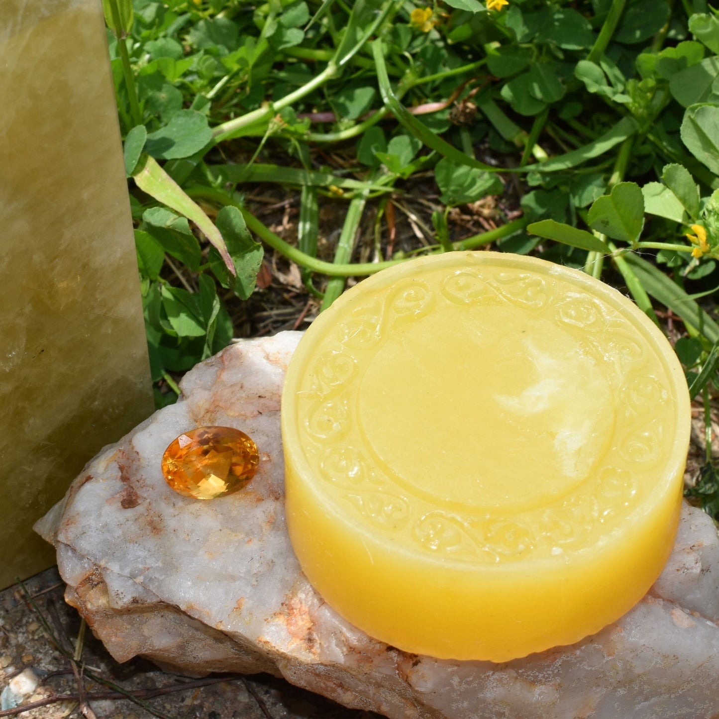 💛 Lime & Mango Soap – Fresh & Fruity