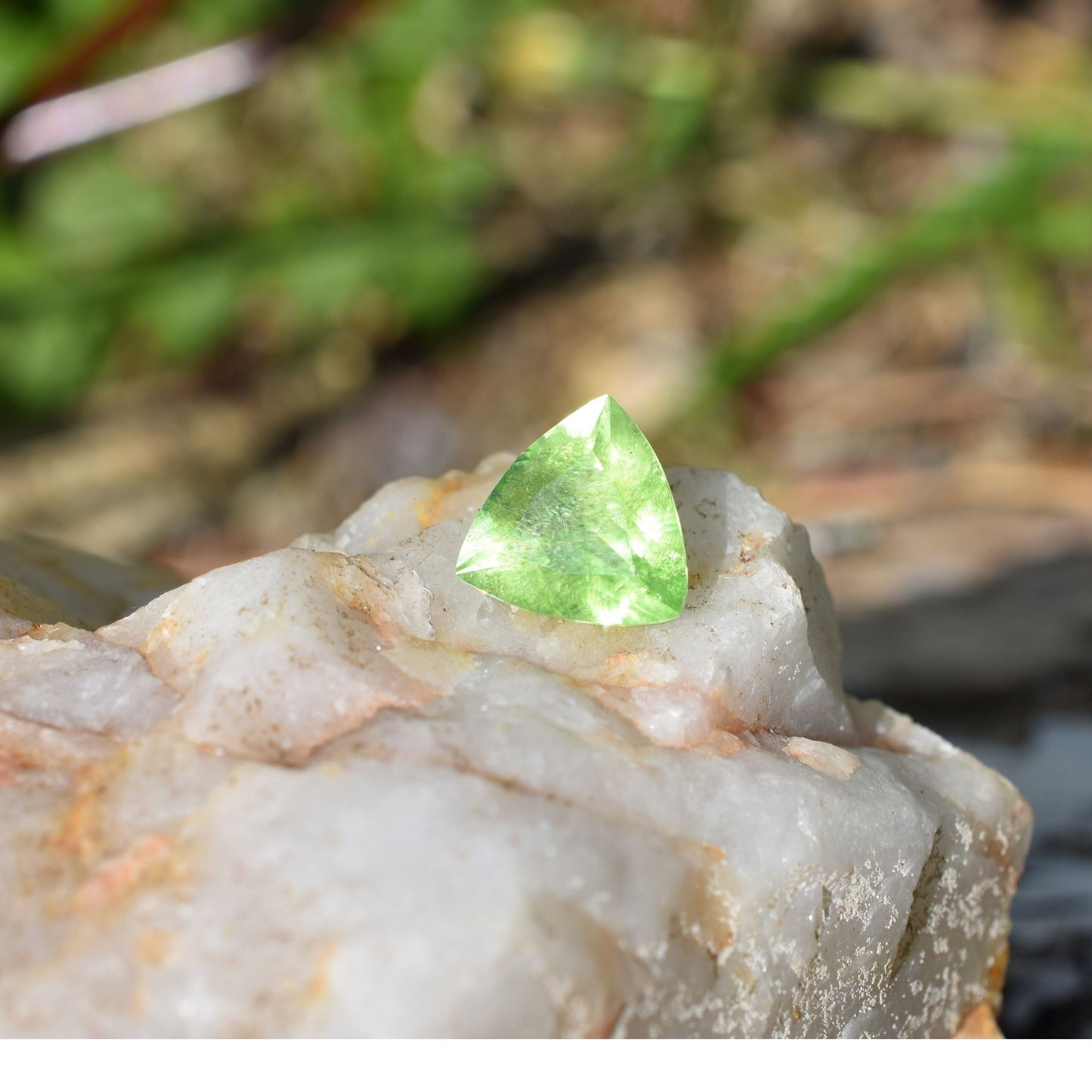 💚 Peridot – Renewal & Positivity