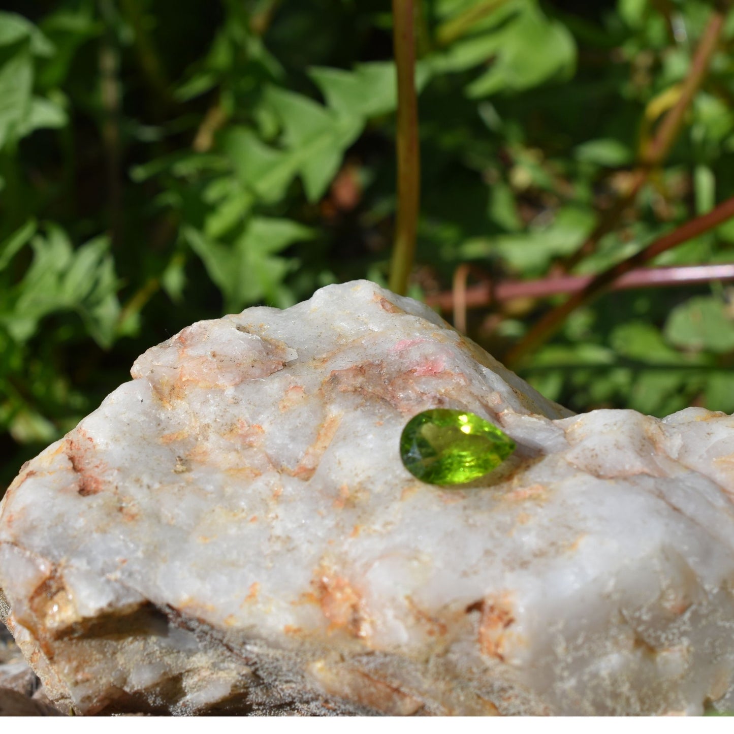 💚 Peridot – Renewal & Positivity