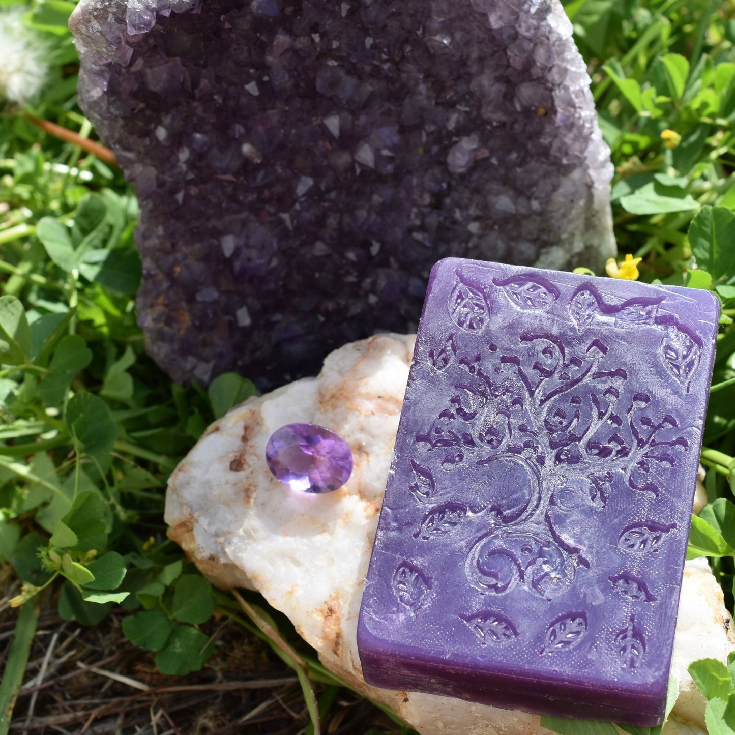 💜 Violet Bloom Soap – Tranquil & Softly Scented
