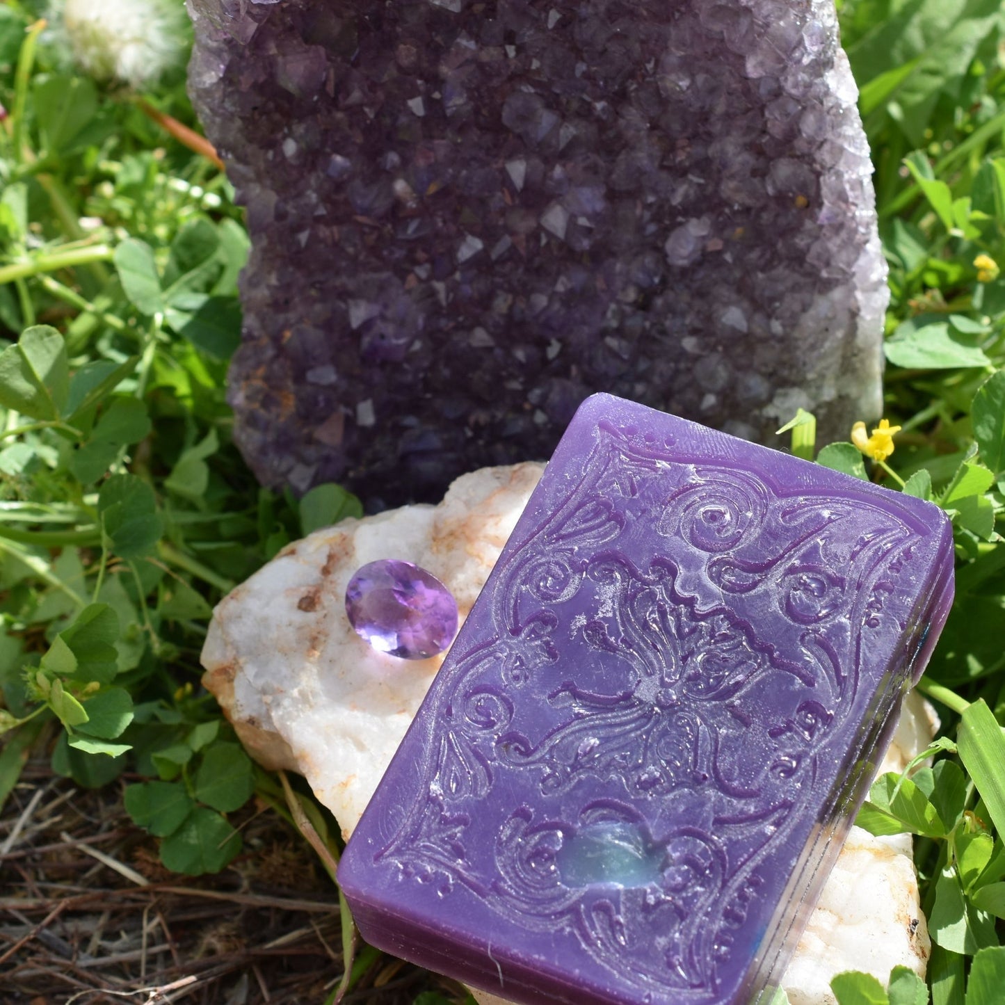 💜 Violet Bloom Soap – Tranquil & Softly Scented