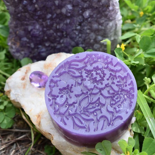 💜 Violet Bloom Soap – Tranquil & Softly Scented