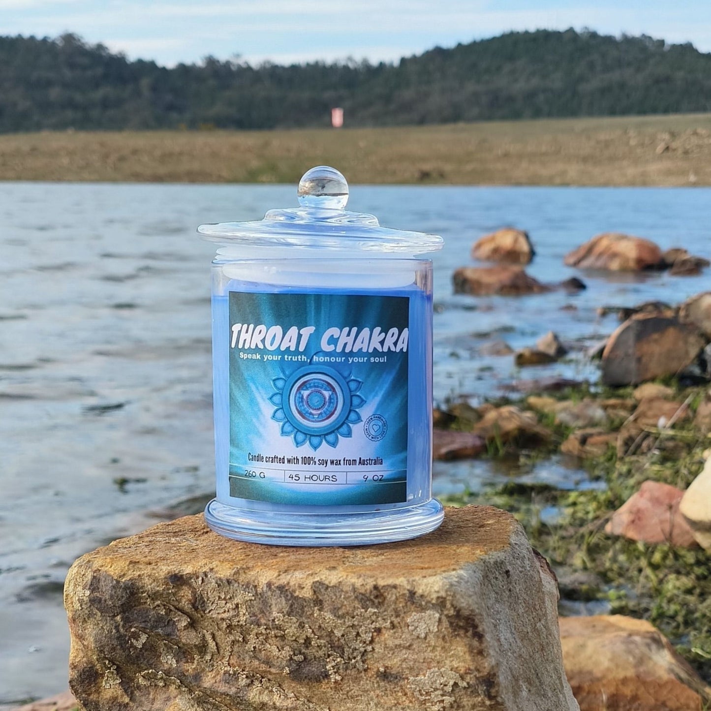 💙 Throat Chakra Candle – Speak Your Truth