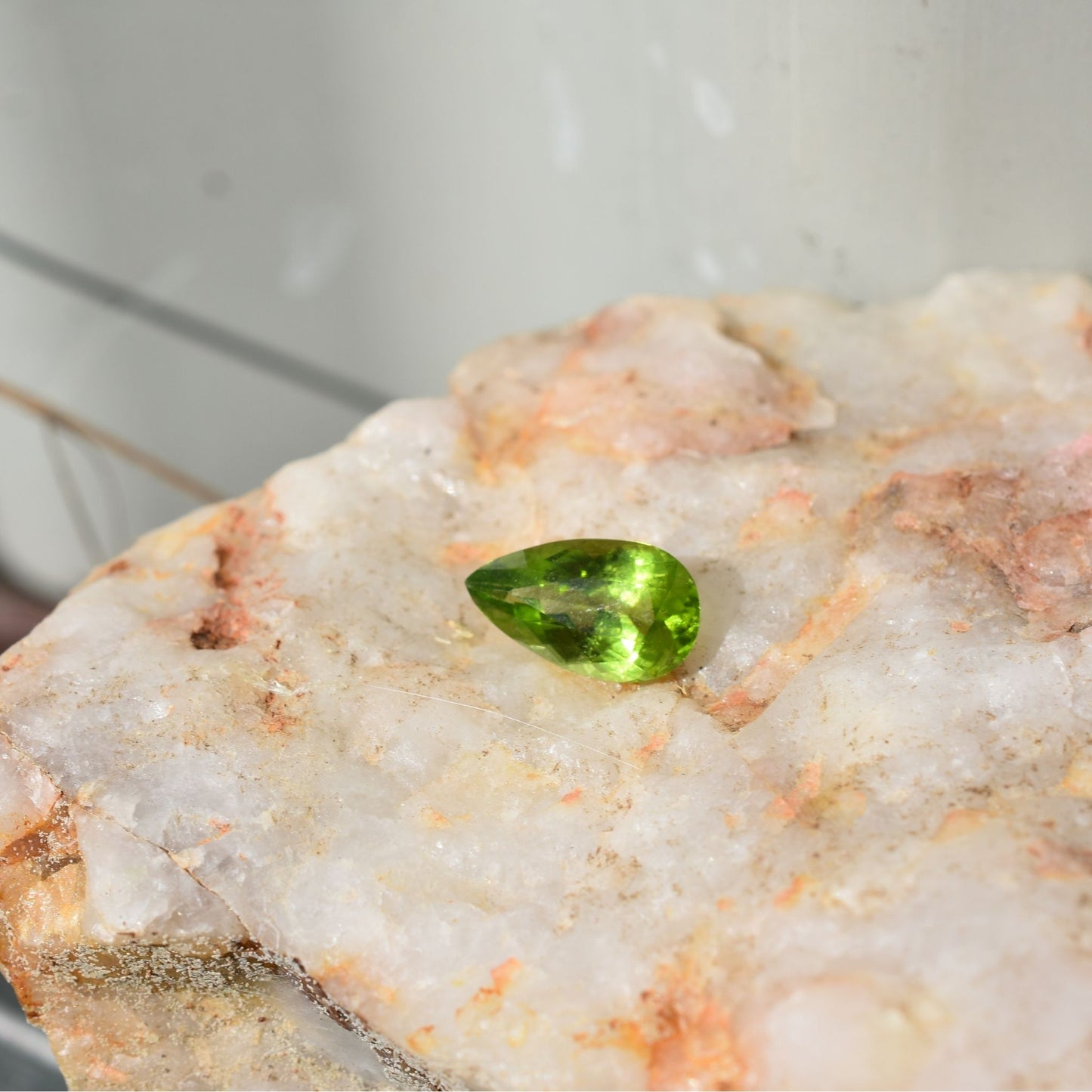 💚 Peridot – Renewal & Positivity