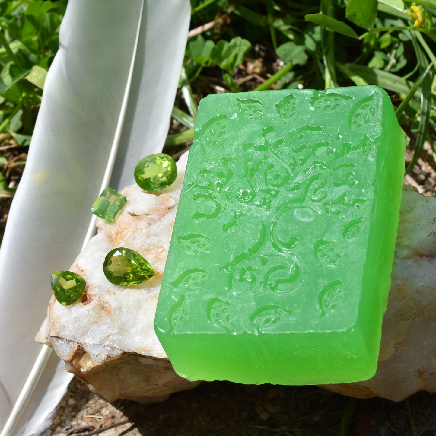 💚 Rose Garden Soap – Soft & Botanical