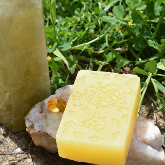💛 Lime & Mango Soap – Fresh & Fruity