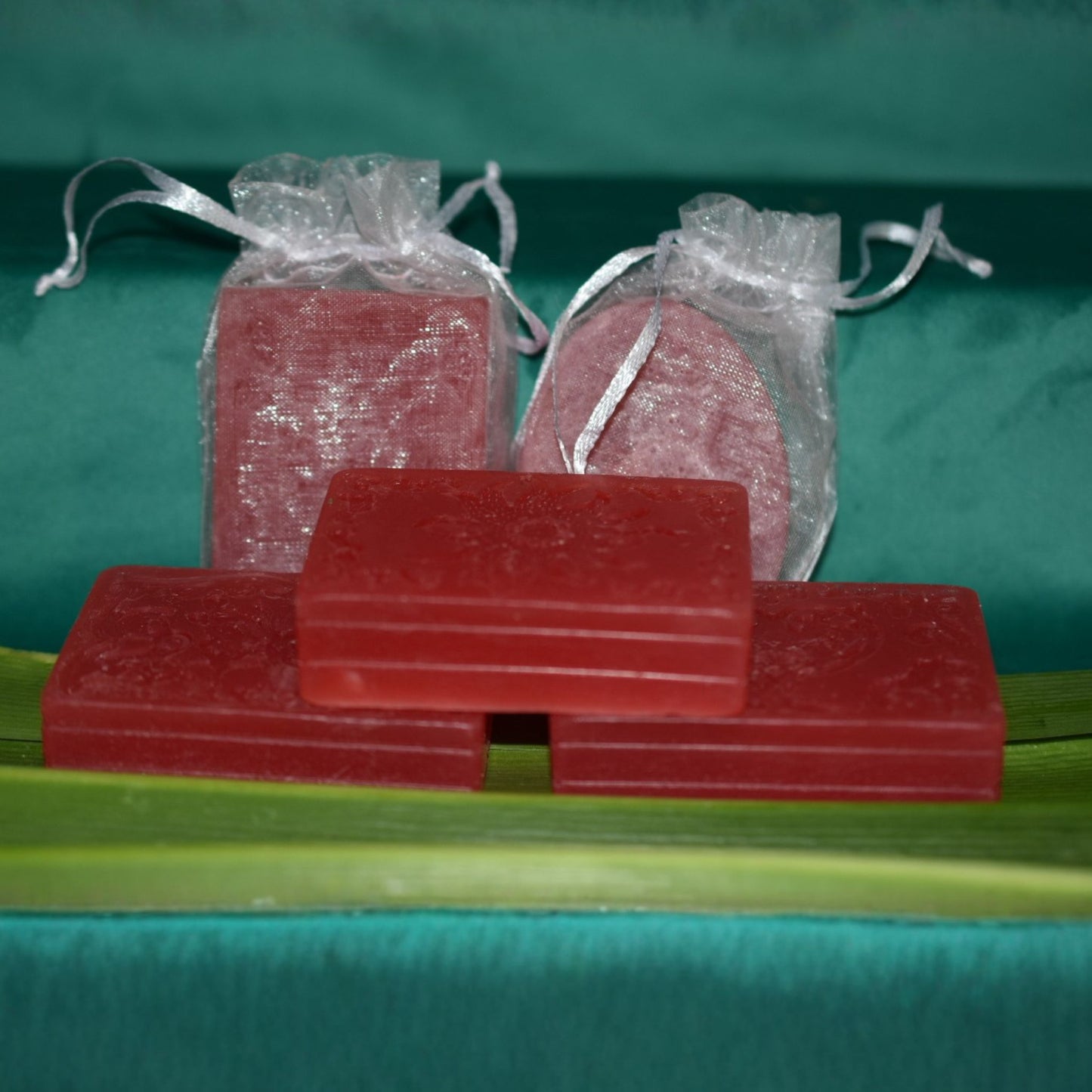 Red Sandalwood Soap – 3pk