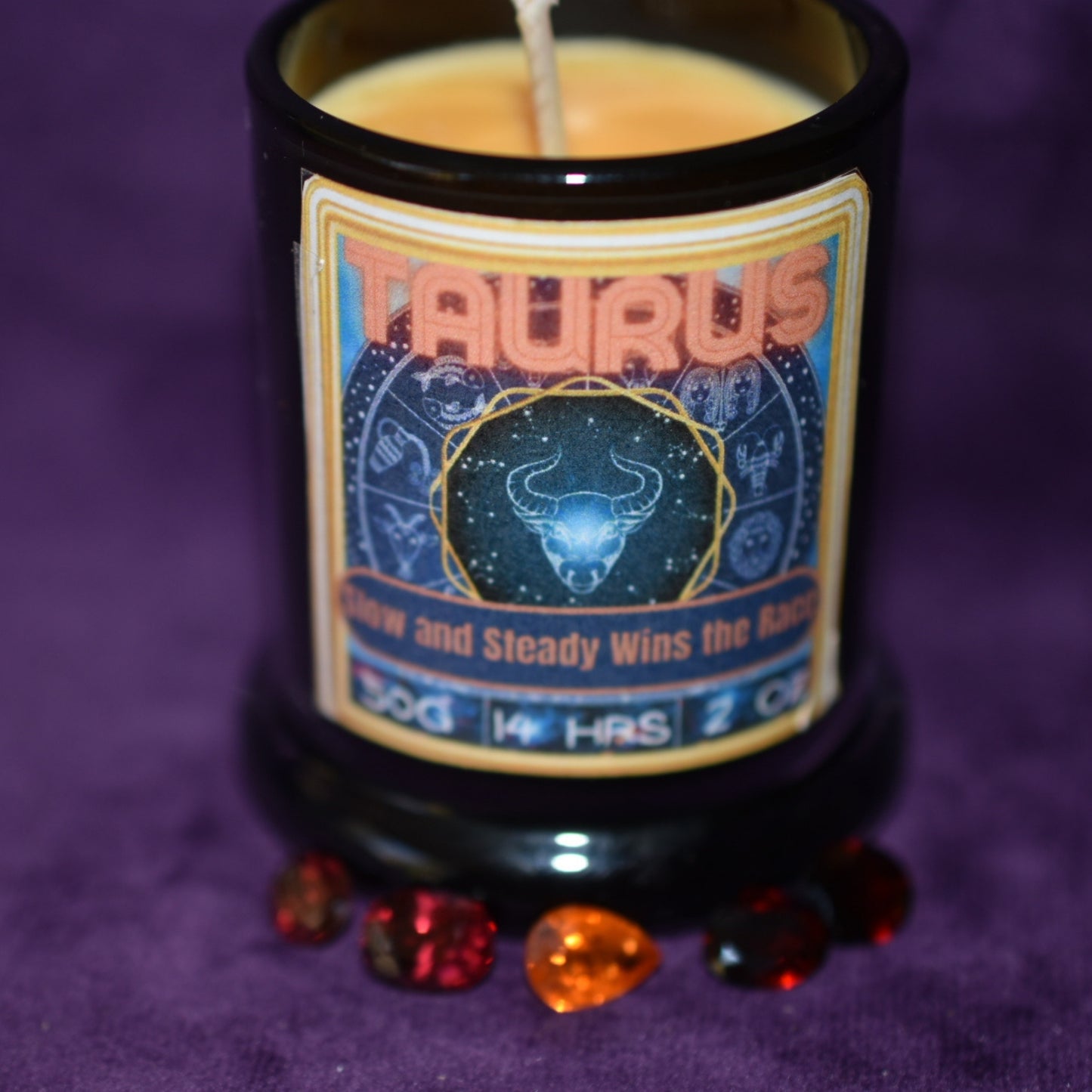 ♉ Taurus Zodiac Candle - Rose Sandalwood