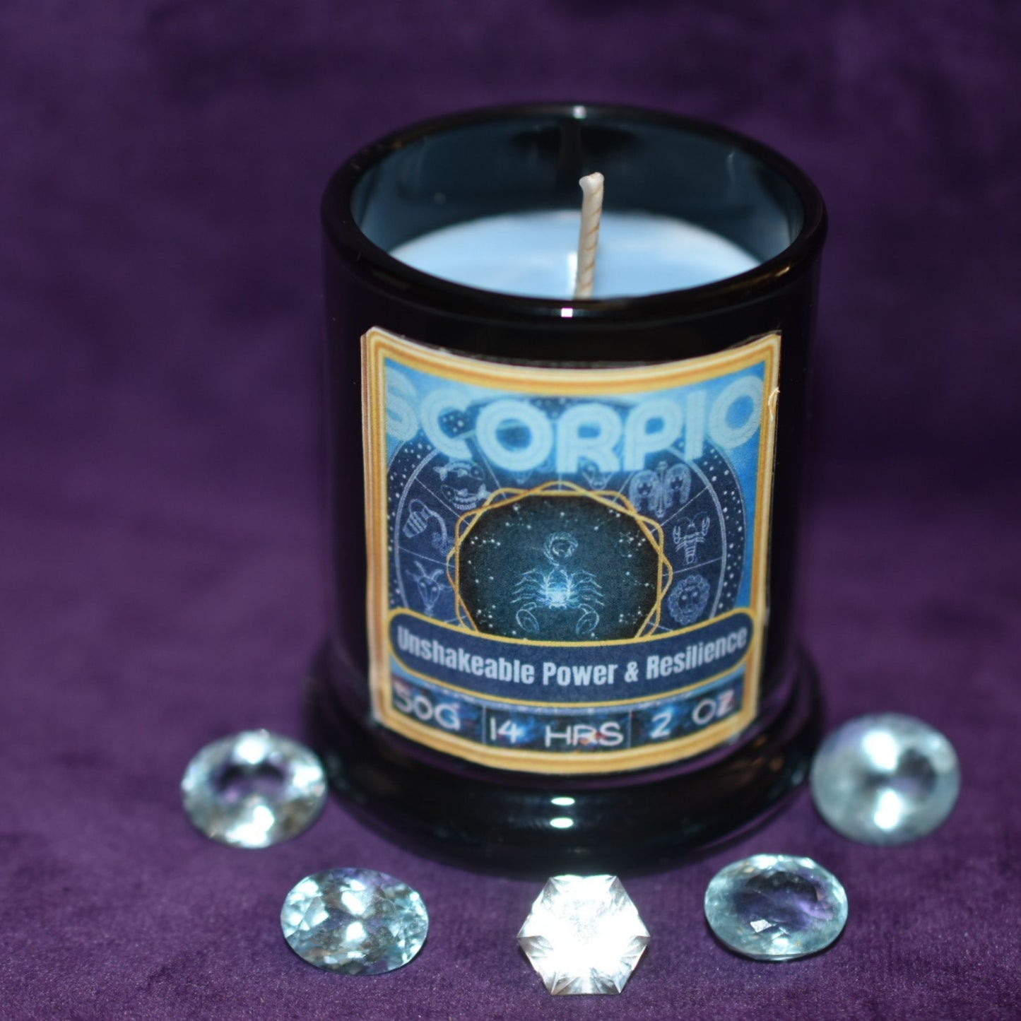 ♏ Scorpio Zodiac Candle – Ancient Sandalwood