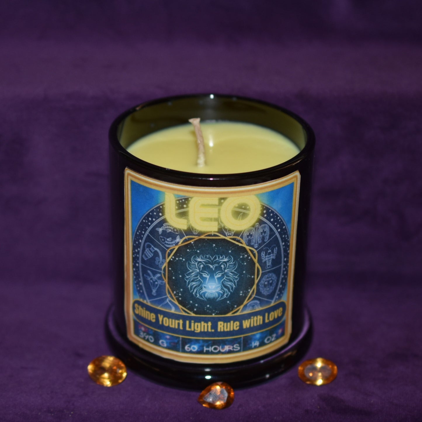 ♌ Leo Zodiac Candle – Gold Frankincense & Myrrh