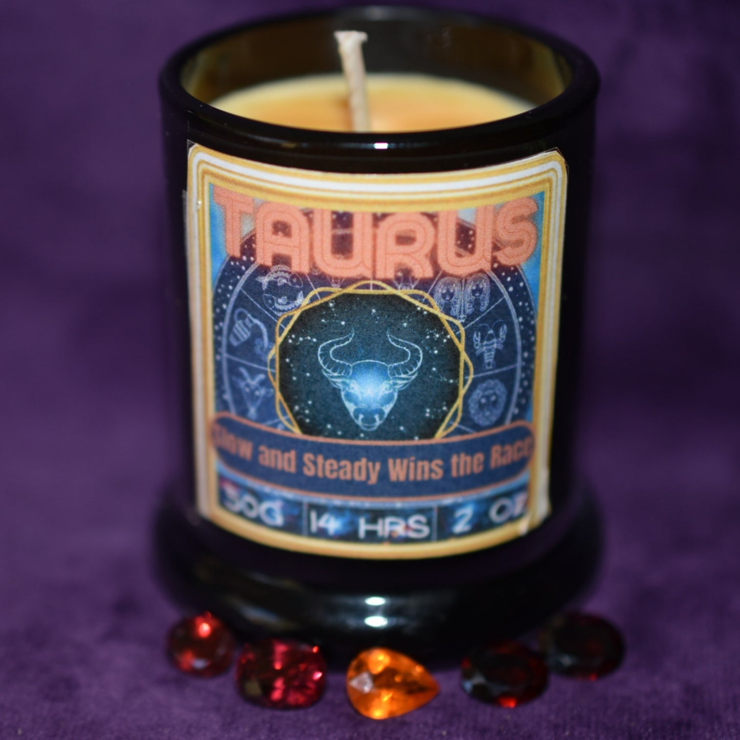 ♉ Taurus Zodiac Candle - Rose Sandalwood