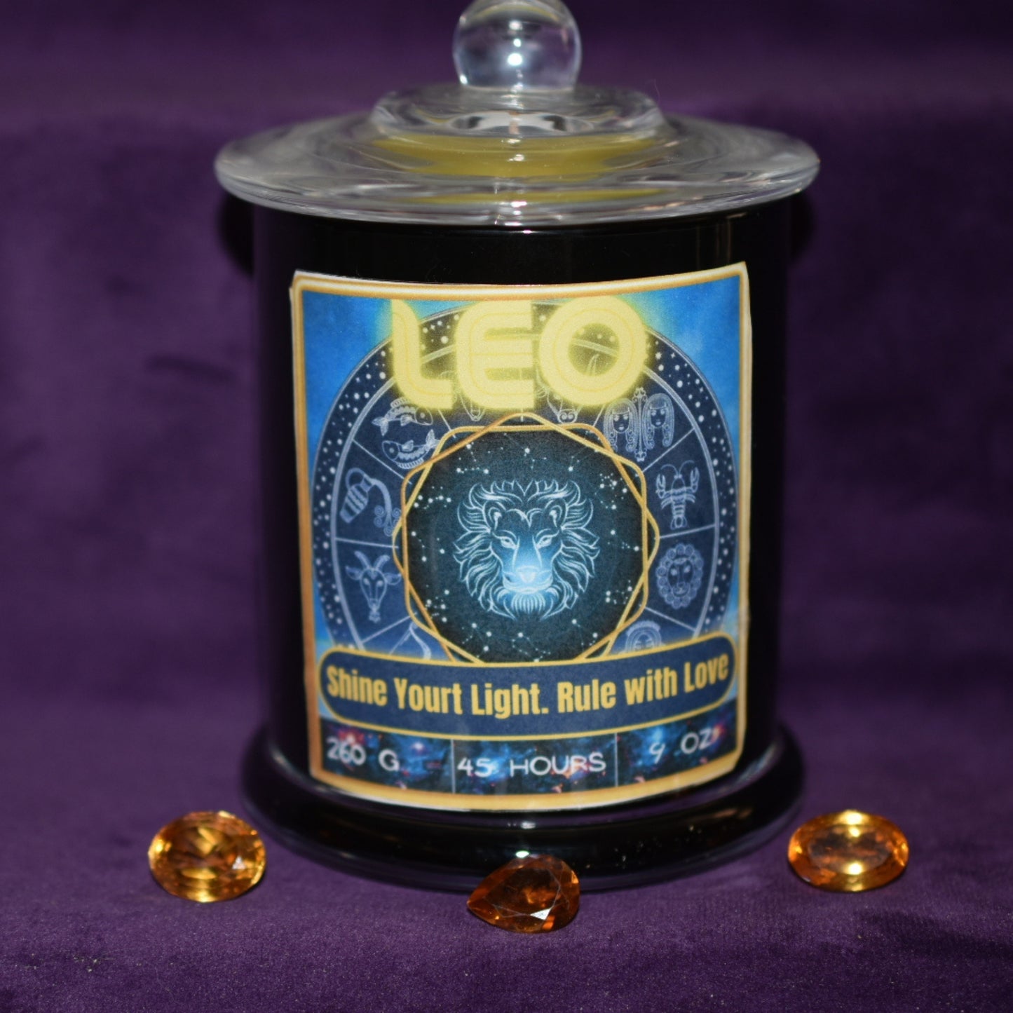 ♌ Leo Zodiac Candle – Gold Frankincense & Myrrh
