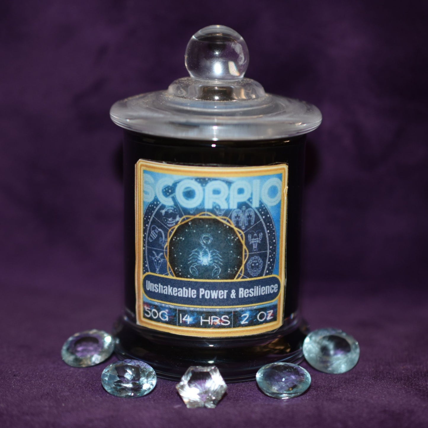 ♏ Scorpio Zodiac Candle – Ancient Sandalwood