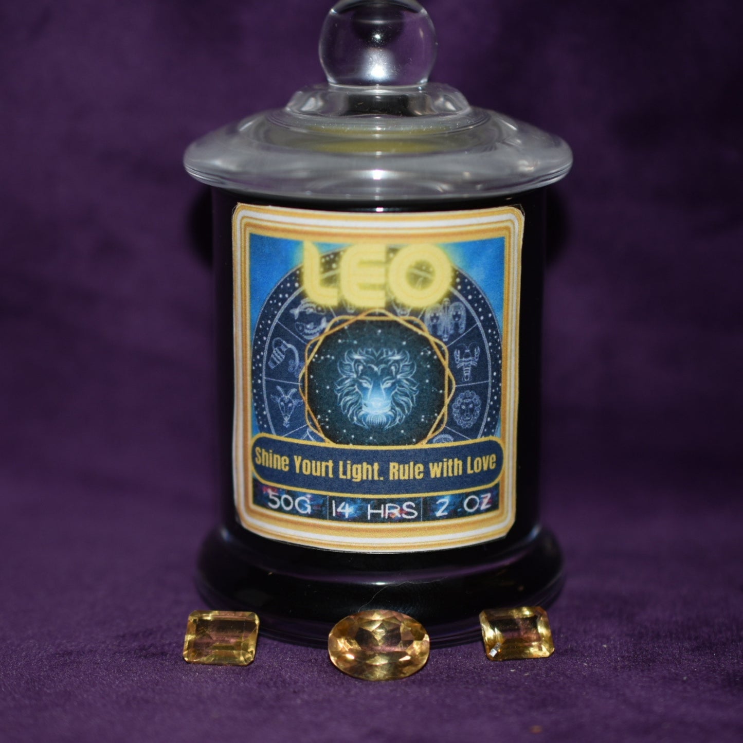 ♌ Leo Zodiac Candle – Gold Frankincense & Myrrh